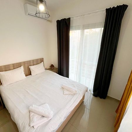 Quitet Two Bedroom Apartment With Private Garden Lukomorye D2 Karavas  Dış mekan fotoğraf